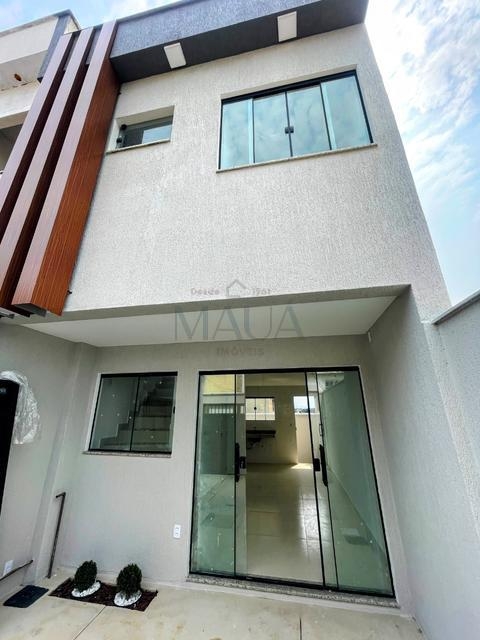 Casa à venda em Duque de Caxias, Vila São Luís, com 2 suítes, com 70 m²